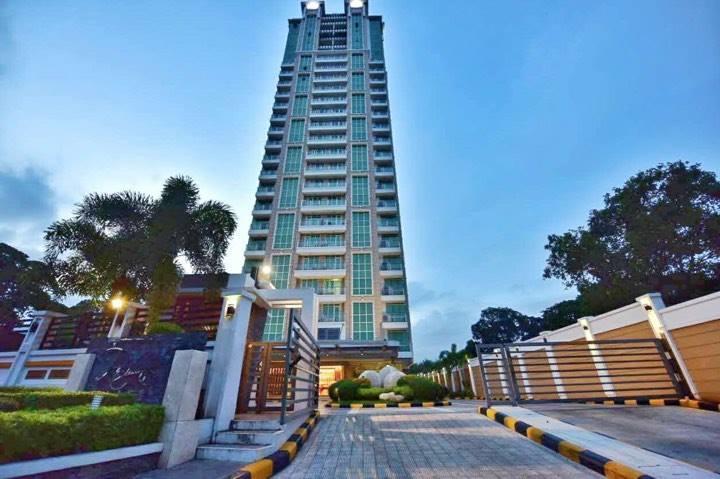 Padgett Place Prime Suites Cebu Ngoại thất bức ảnh