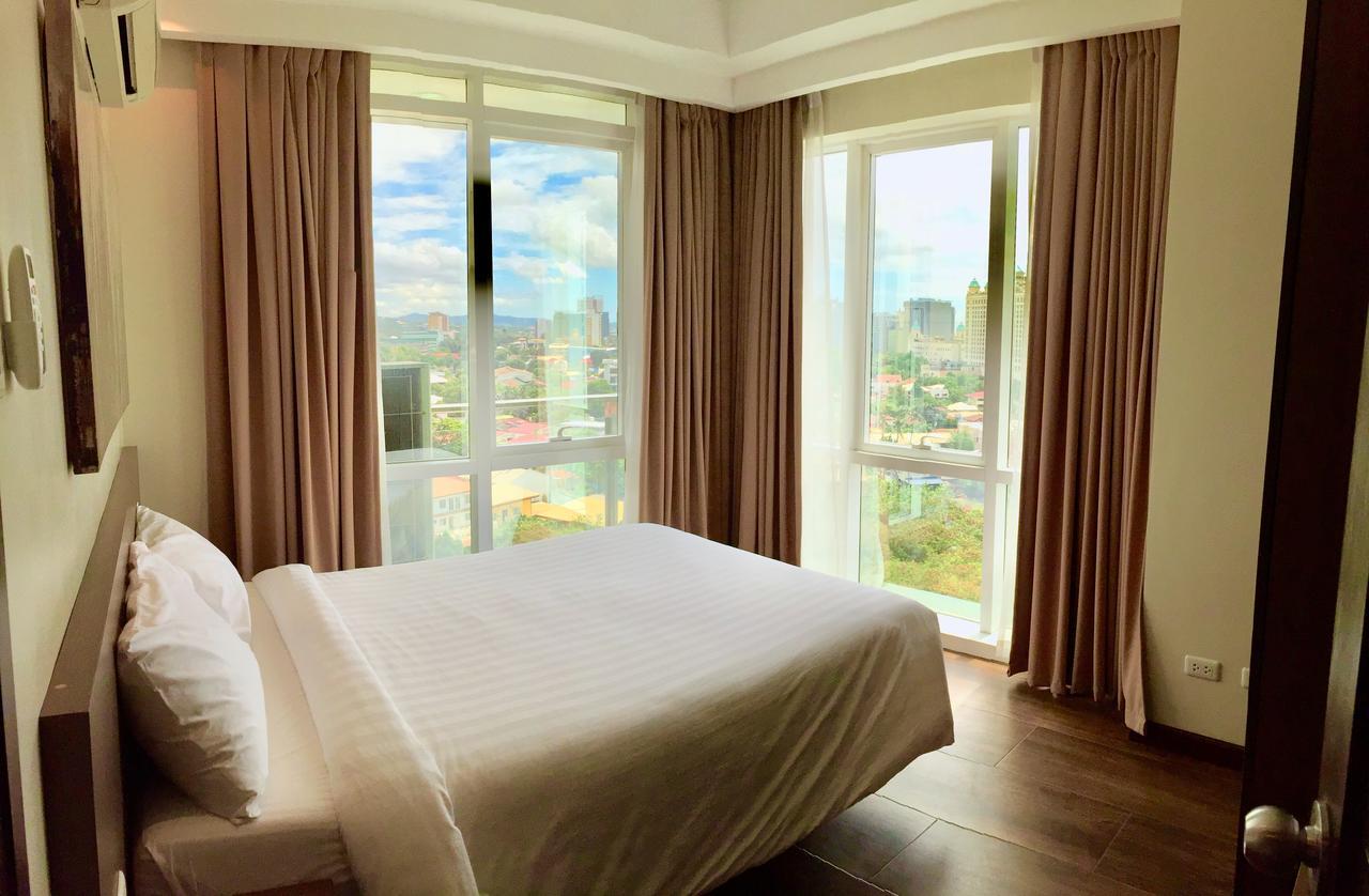 Padgett Place Prime Suites Cebu Ngoại thất bức ảnh
