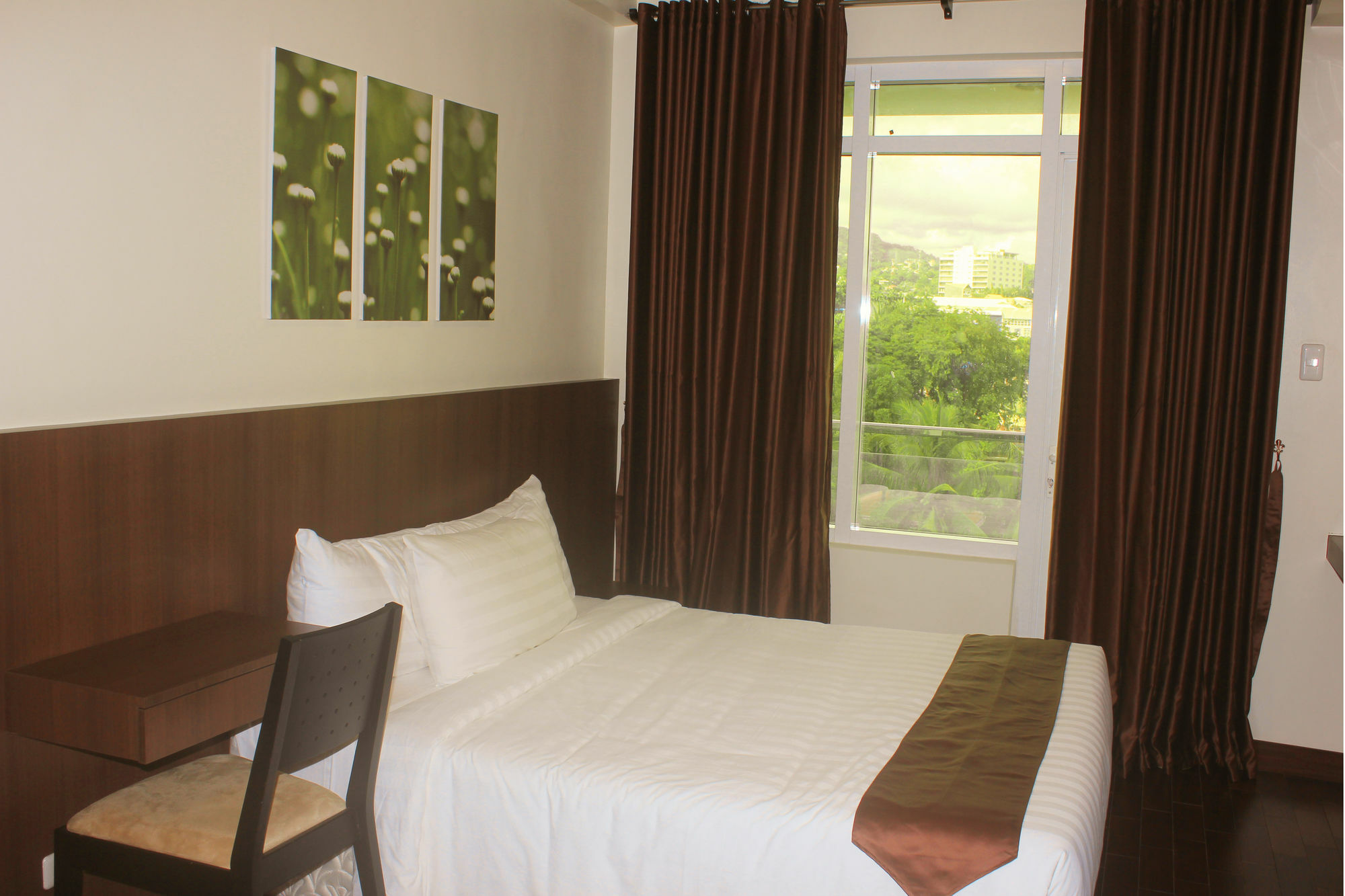 Padgett Place Prime Suites Cebu Ngoại thất bức ảnh