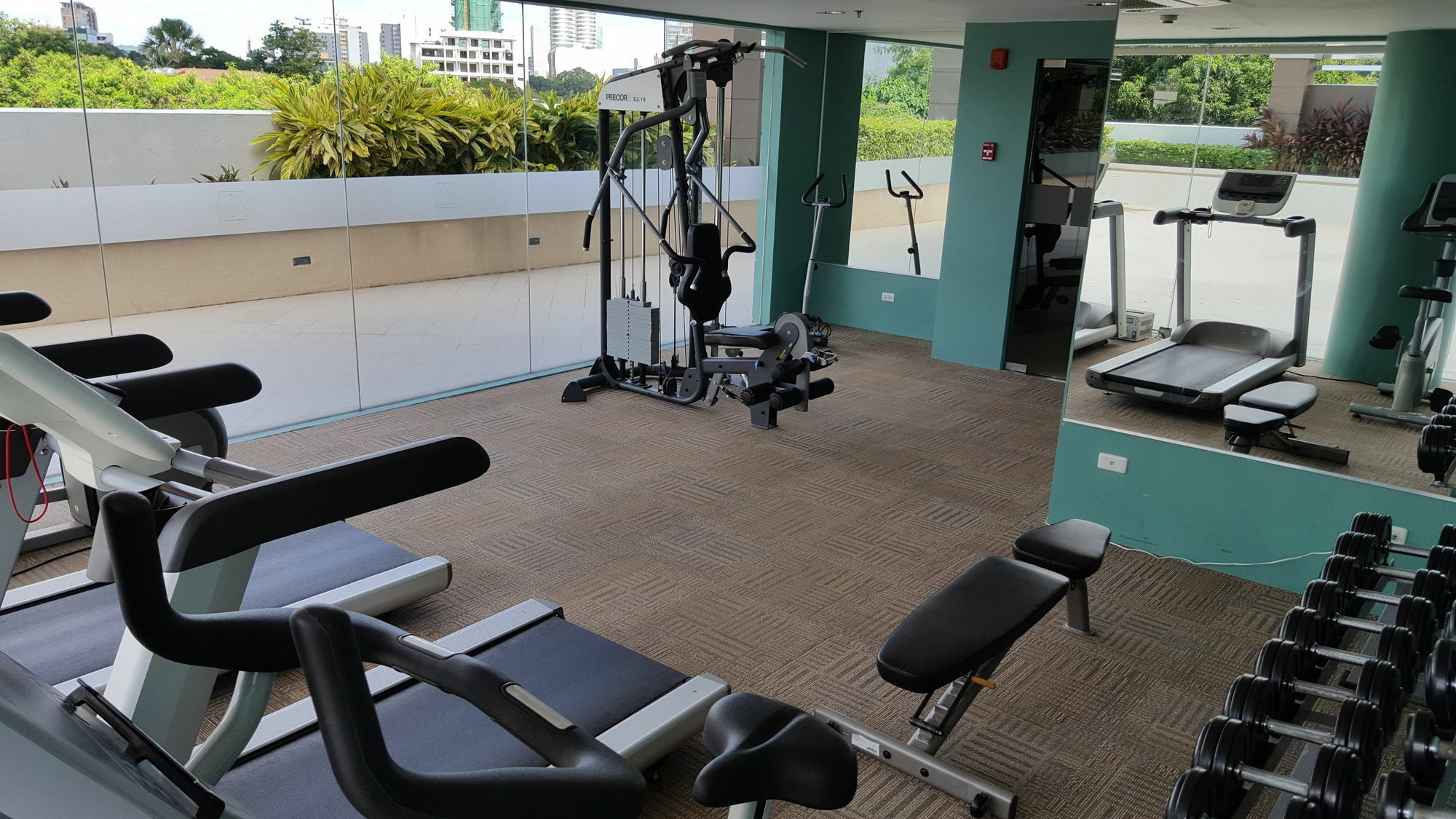 Padgett Place Prime Suites Cebu Ngoại thất bức ảnh