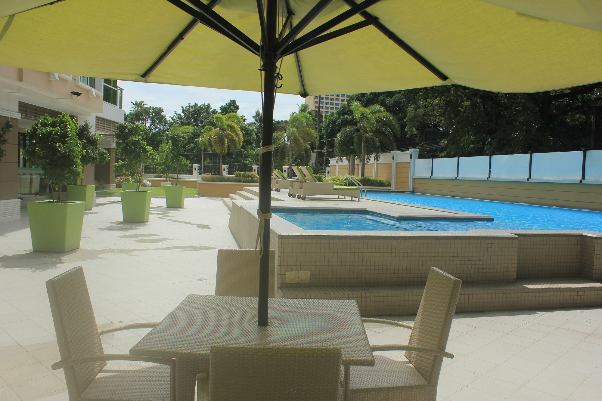 Padgett Place Prime Suites Cebu Ngoại thất bức ảnh